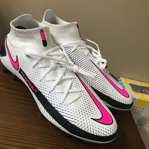 Nike phantom GT elite soccer cleats